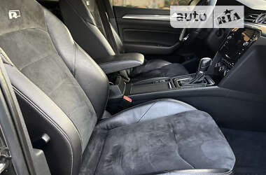 Лифтбек Volkswagen Arteon 2017 в 