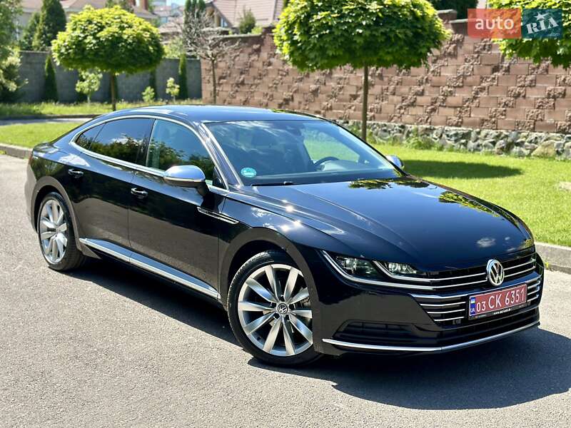 Лифтбек Volkswagen Arteon 2017 в Киеве фото Лифтбек Volkswagen Arteon 2017 в Киеве
