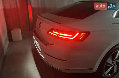 Лифтбек Volkswagen Arteon 2021 в Киеве