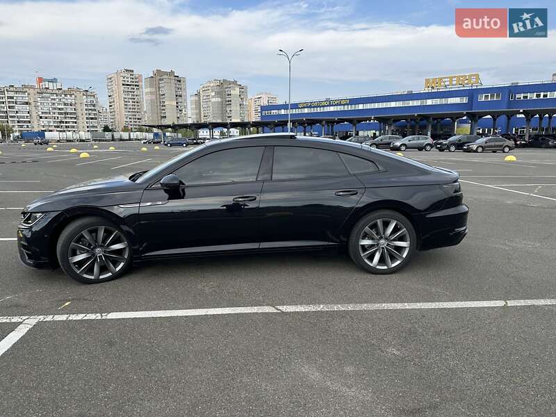 Лифтбек Volkswagen Arteon 2019 в Киеве