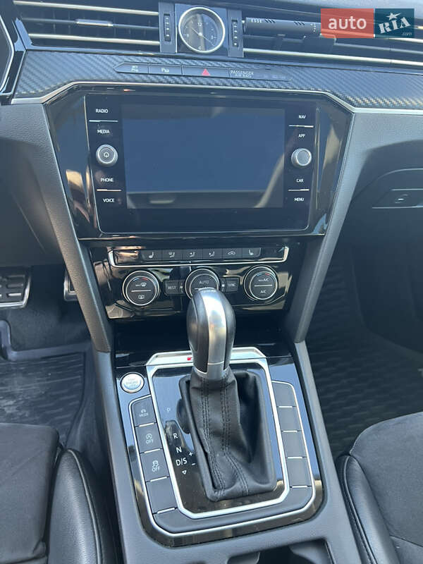 Ліфтбек Volkswagen Arteon 2017 в Запоріжжі