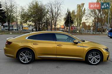 Лифтбек Volkswagen Arteon 2017 в Запорожье