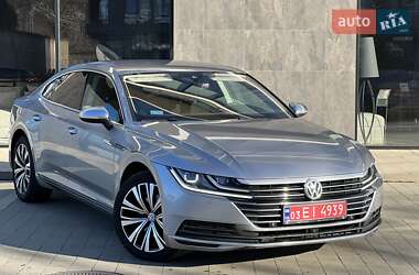 Ліфтбек Volkswagen Arteon 2017 в Ужгороді