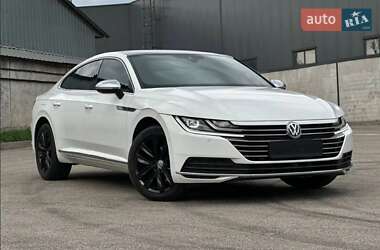 Лифтбек Volkswagen Arteon 2018 в Киеве