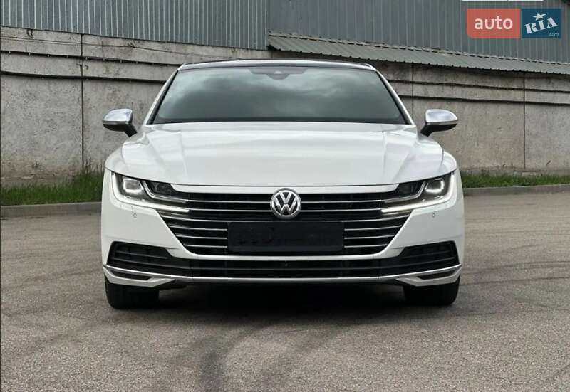 Ліфтбек Volkswagen Arteon 2018 в Києві