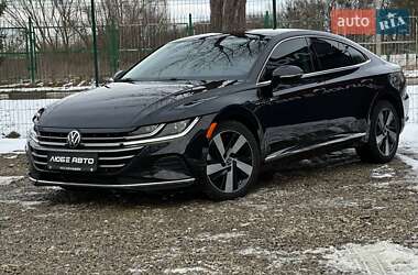 Ліфтбек Volkswagen Arteon 2021 в Стрию