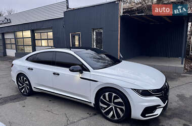 Ліфтбек Volkswagen Arteon 2018 в Дніпрі