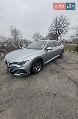 Универсал Volkswagen Arteon 2023 в 