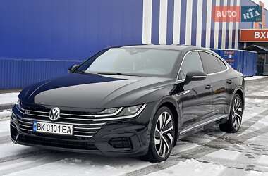 Лифтбек Volkswagen Arteon 2018 в Дубно