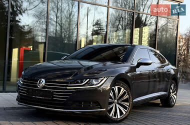 Лифтбек Volkswagen Arteon 2019 в Львове