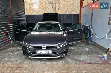Лифтбек Volkswagen Arteon 2020 в 