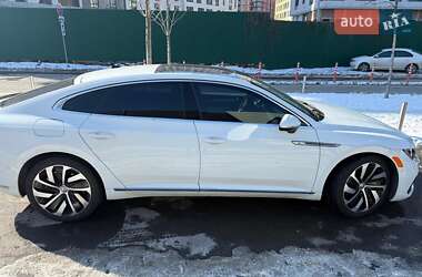 Ліфтбек Volkswagen Arteon 2018 в Києві