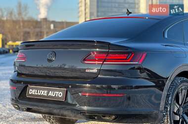 Лифтбек Volkswagen Arteon 2017 в Киеве