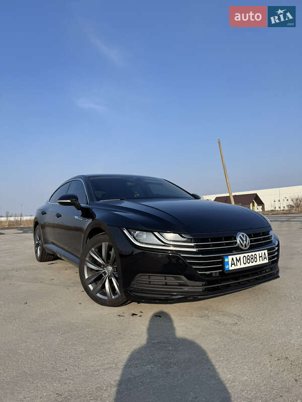 Лифтбек Volkswagen Arteon 2017 в Коростене