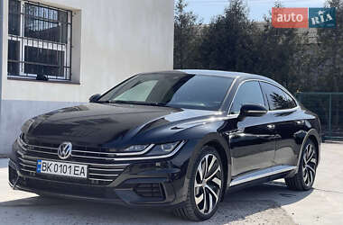 Ліфтбек Volkswagen Arteon 2018 в Рівному