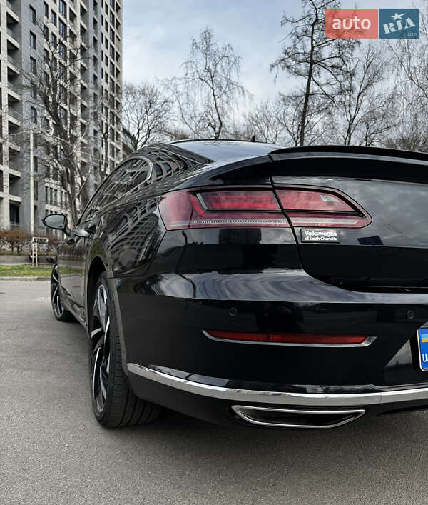 Лифтбек Volkswagen Arteon 2020 в Киеве