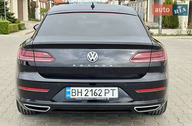 Лифтбек Volkswagen Arteon 2017 в 