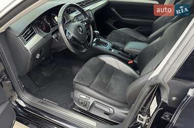 Лифтбек Volkswagen Arteon 2017 в 