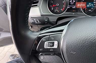 Лифтбек Volkswagen Arteon 2017 в 