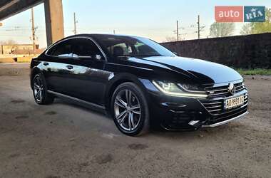 Лифтбек Volkswagen Arteon 2018 в 
