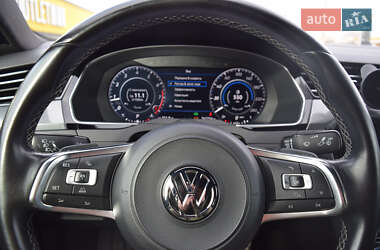 Лифтбек Volkswagen Arteon 2017 в 