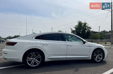 Ліфтбек Volkswagen Arteon 2018 в 