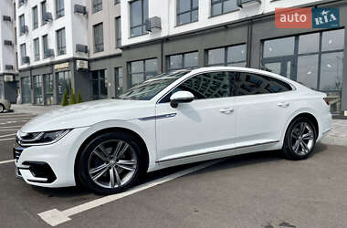 Ліфтбек Volkswagen Arteon 2018 в 