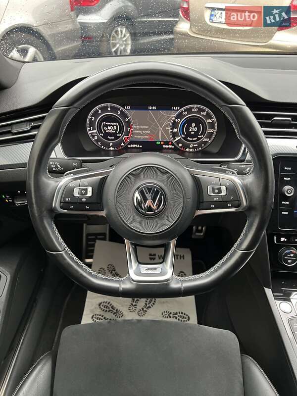 Ліфтбек Volkswagen Arteon 2018 в Смілі