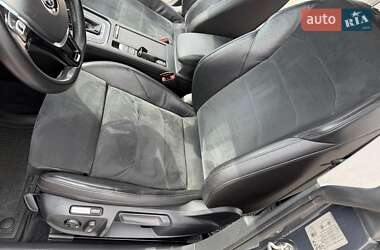 Лифтбек Volkswagen Arteon 2017 в 