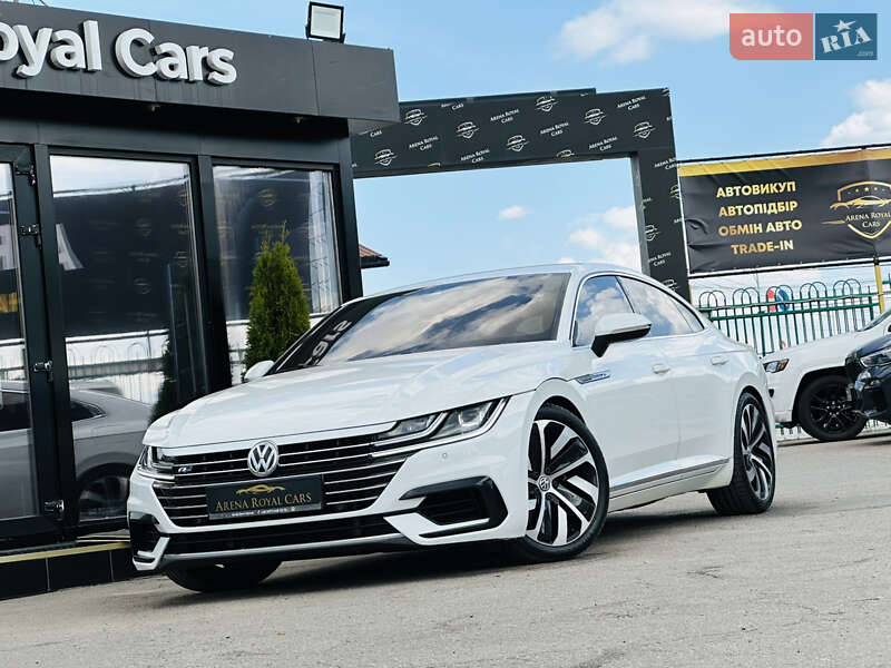 Лифтбек Volkswagen Arteon 2017 в 