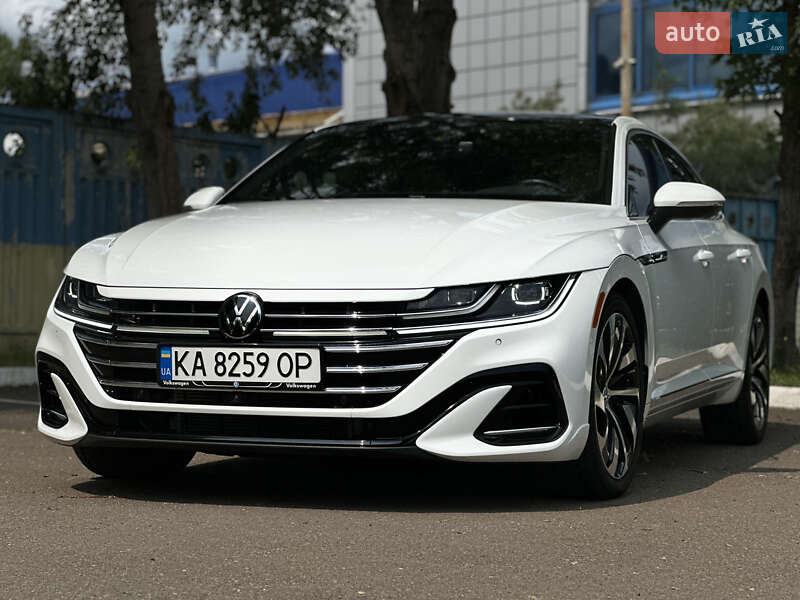 Лифтбек Volkswagen Arteon 2018 в Киеве
