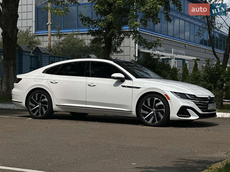 Лифтбек Volkswagen Arteon 2018 в Киеве