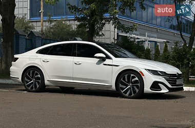 Лифтбек Volkswagen Arteon 2018 в 