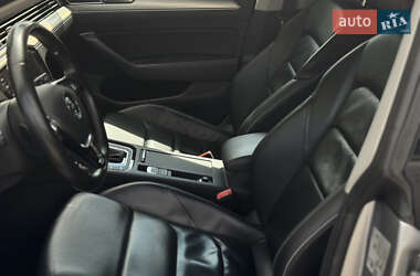 Ліфтбек Volkswagen Arteon 2017 в 