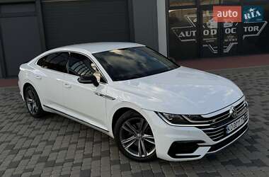 Лифтбек Volkswagen Arteon 2019 в 