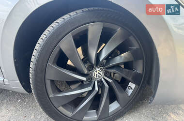 Лифтбек Volkswagen Arteon 2019 в 