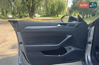 Лифтбек Volkswagen Arteon 2019 в 