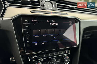 Лифтбек Volkswagen Arteon 2017 в 