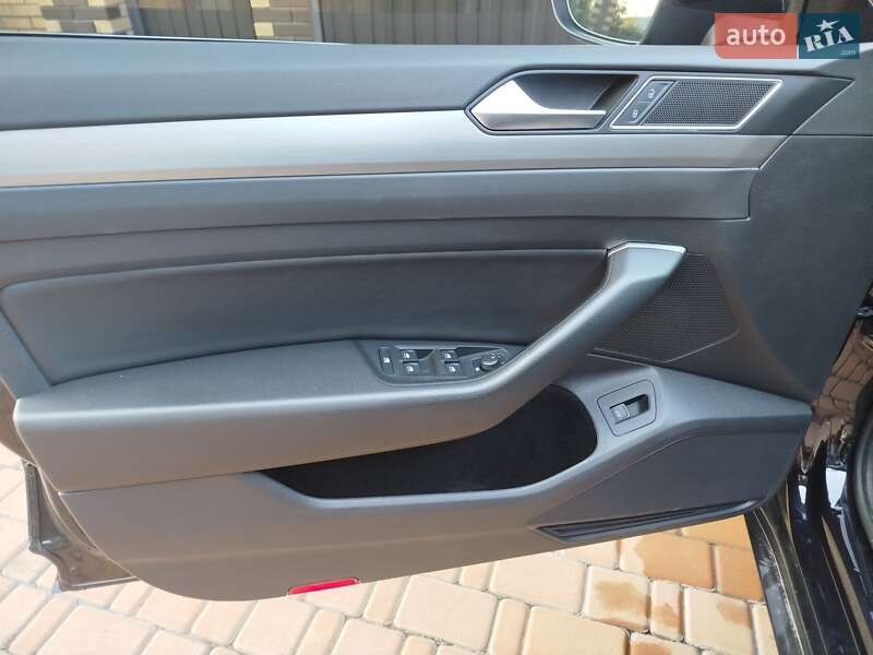 Лифтбек Volkswagen Arteon 2020 в Киеве