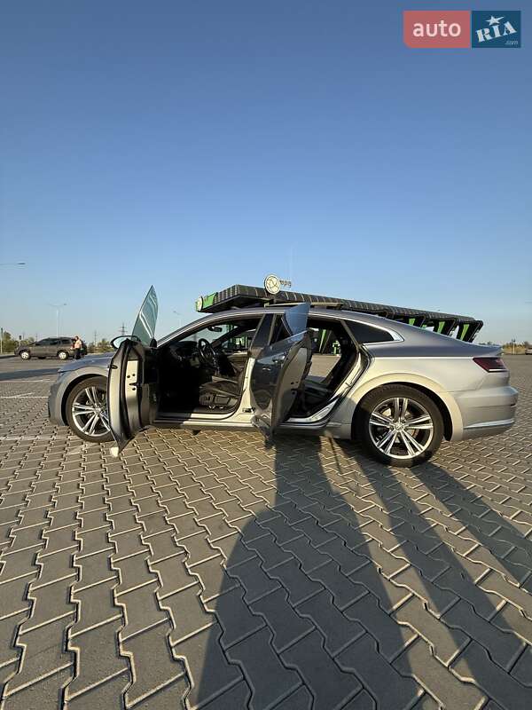 Ліфтбек Volkswagen Arteon 2017 в Миколаєві