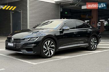 Лифтбек Volkswagen Arteon 2017 в Киеве