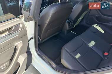 Лифтбек Volkswagen Arteon 2019 в 
