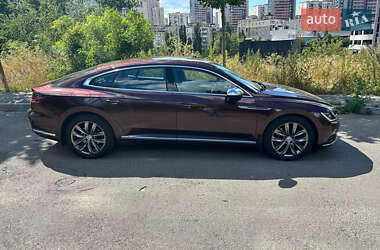 Лифтбек Volkswagen Arteon 2018 в Киеве