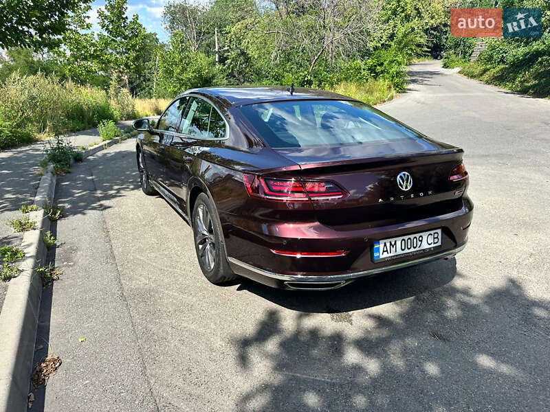 Лифтбек Volkswagen Arteon 2018 в Киеве