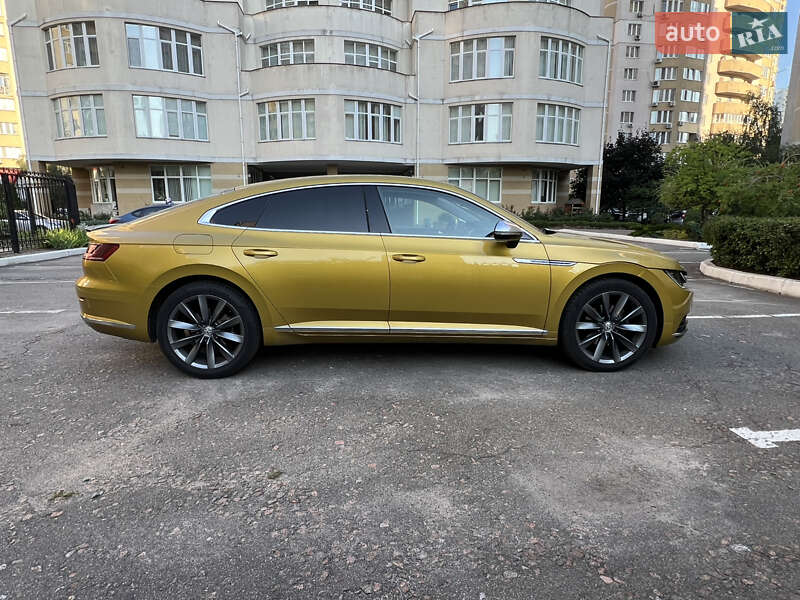 Лифтбек Volkswagen Arteon 2017 в Киеве