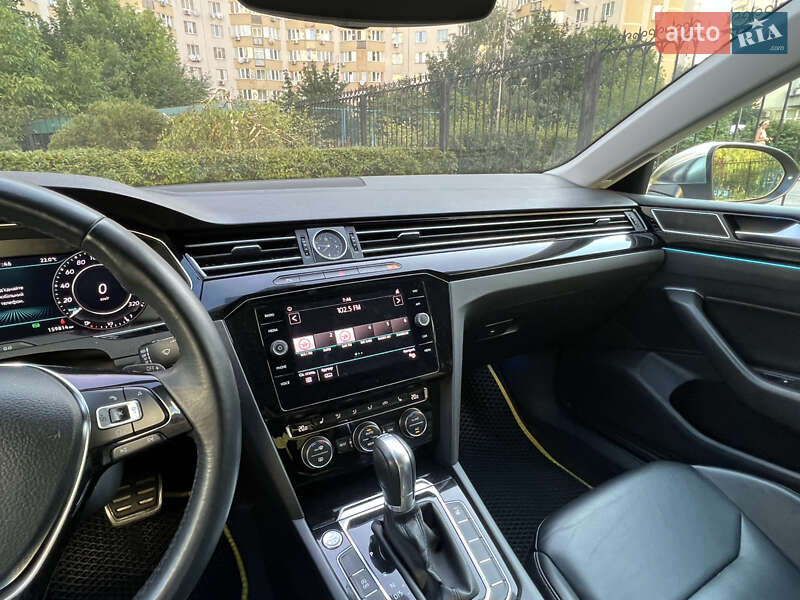 Лифтбек Volkswagen Arteon 2017 в Киеве