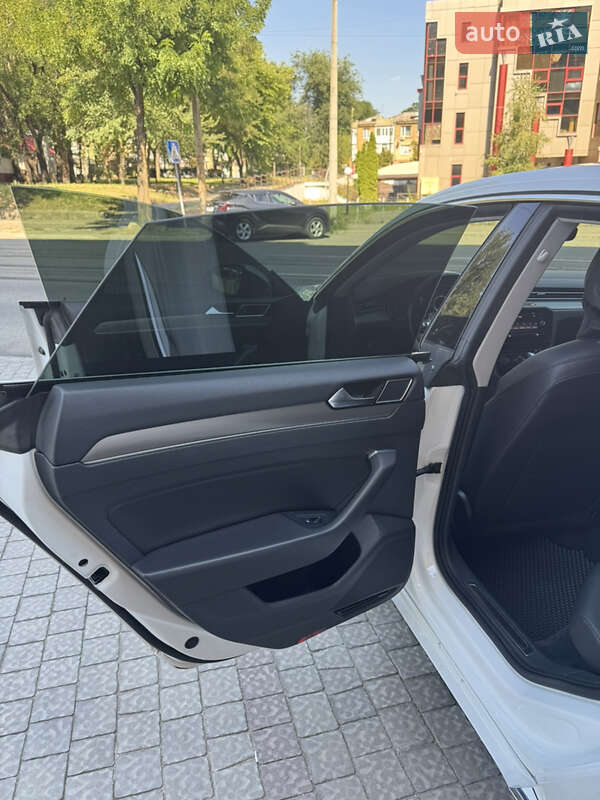 Лифтбек Volkswagen Arteon 2017 в Запорожье