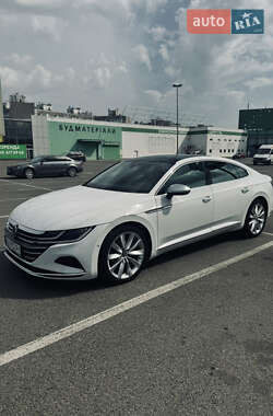 Лифтбек Volkswagen Arteon 2021 в Киеве