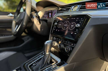 Лифтбек Volkswagen Arteon 2018 в 