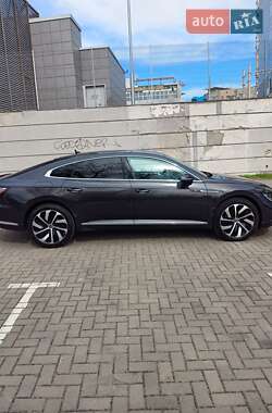 Лифтбек Volkswagen Arteon 2024 в 